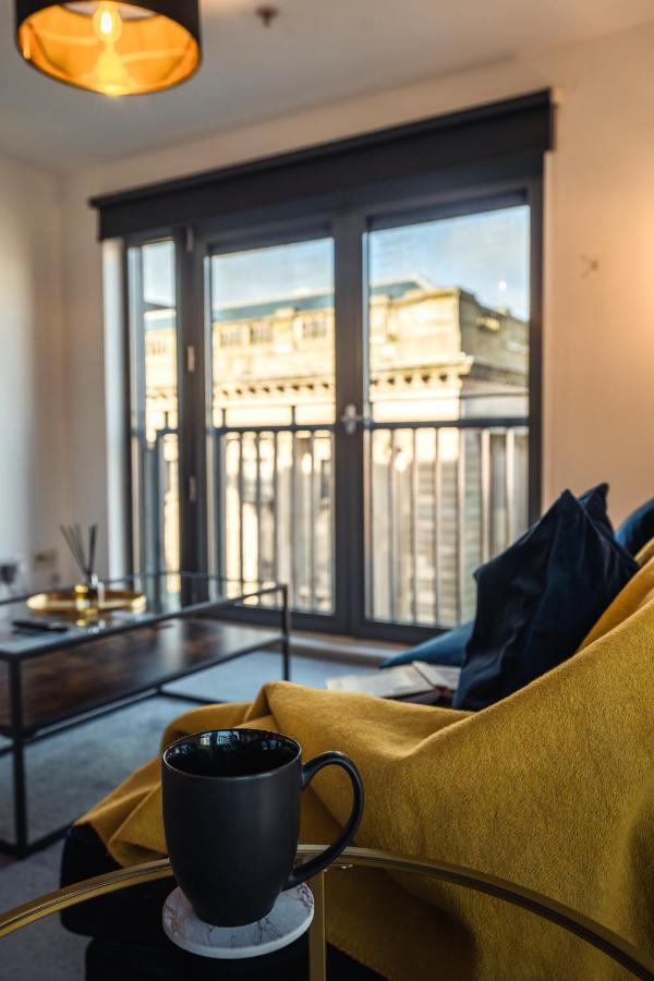 City View - A Stunning 2 Bed Apartment Glasgow Buitenkant foto